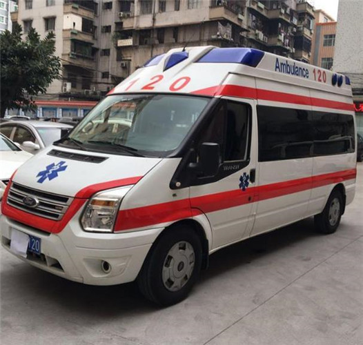 迁西信赖我们的救护车出租,让转院不再艰难
